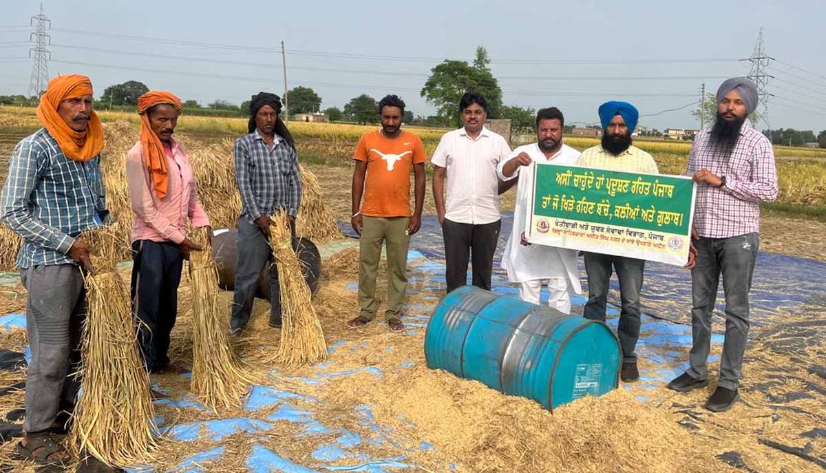 पराली प्रबंधन को लेकर मुख्य कृषि अधिकारी ने विभिन्न गांवों का दौरा किया