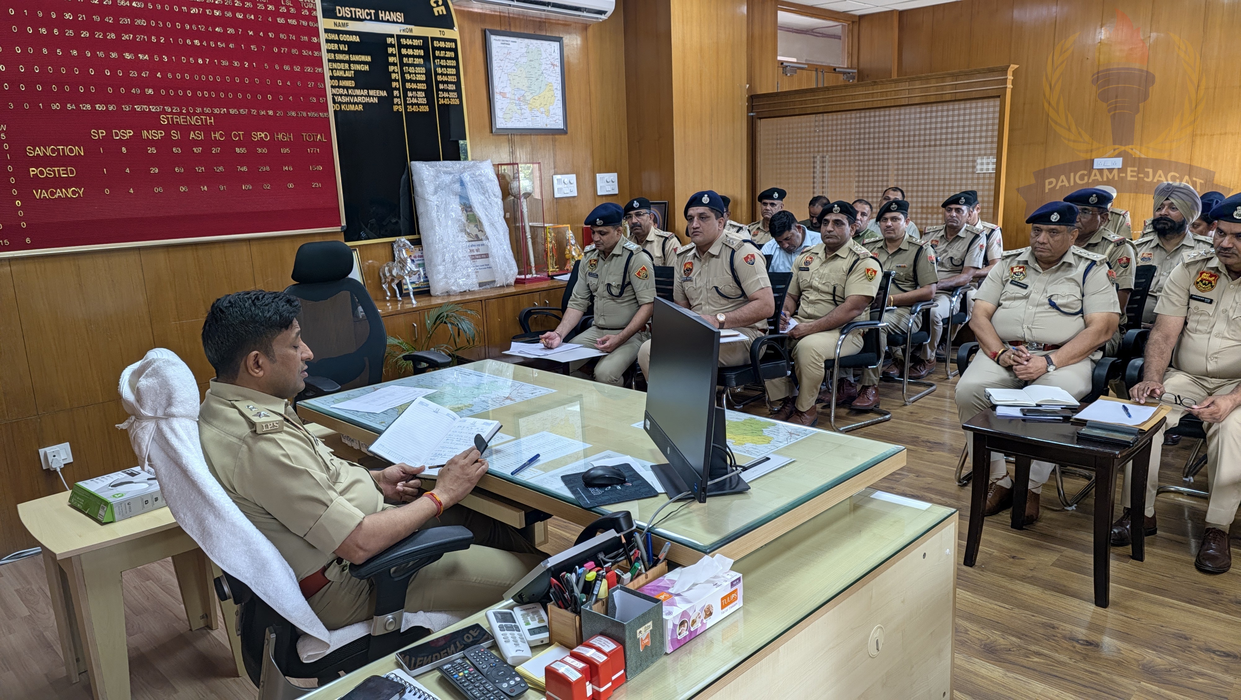 Strict Action Against Crime and Further Strengthening of Security Arrangements Directed: SP Vinod Kumar Holds Crime Meeting