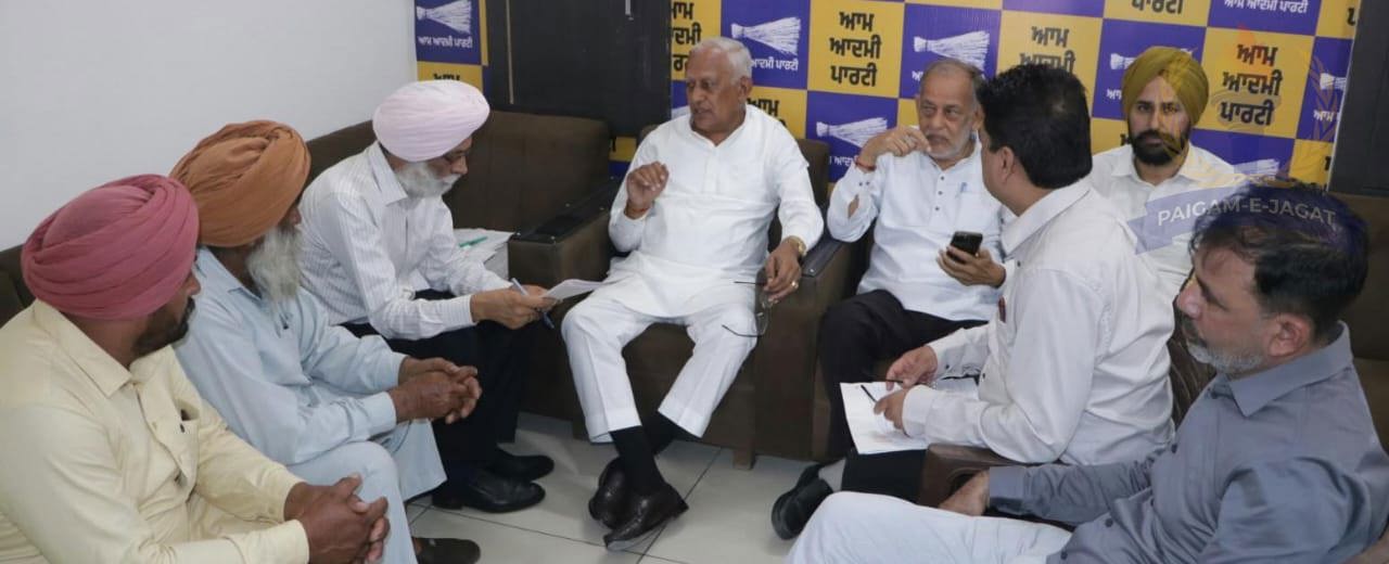 Cabinet Minister Barinder Kumar Goyal Reviews Irrigation Projects; Directs Completion of Pending Works on Priority
