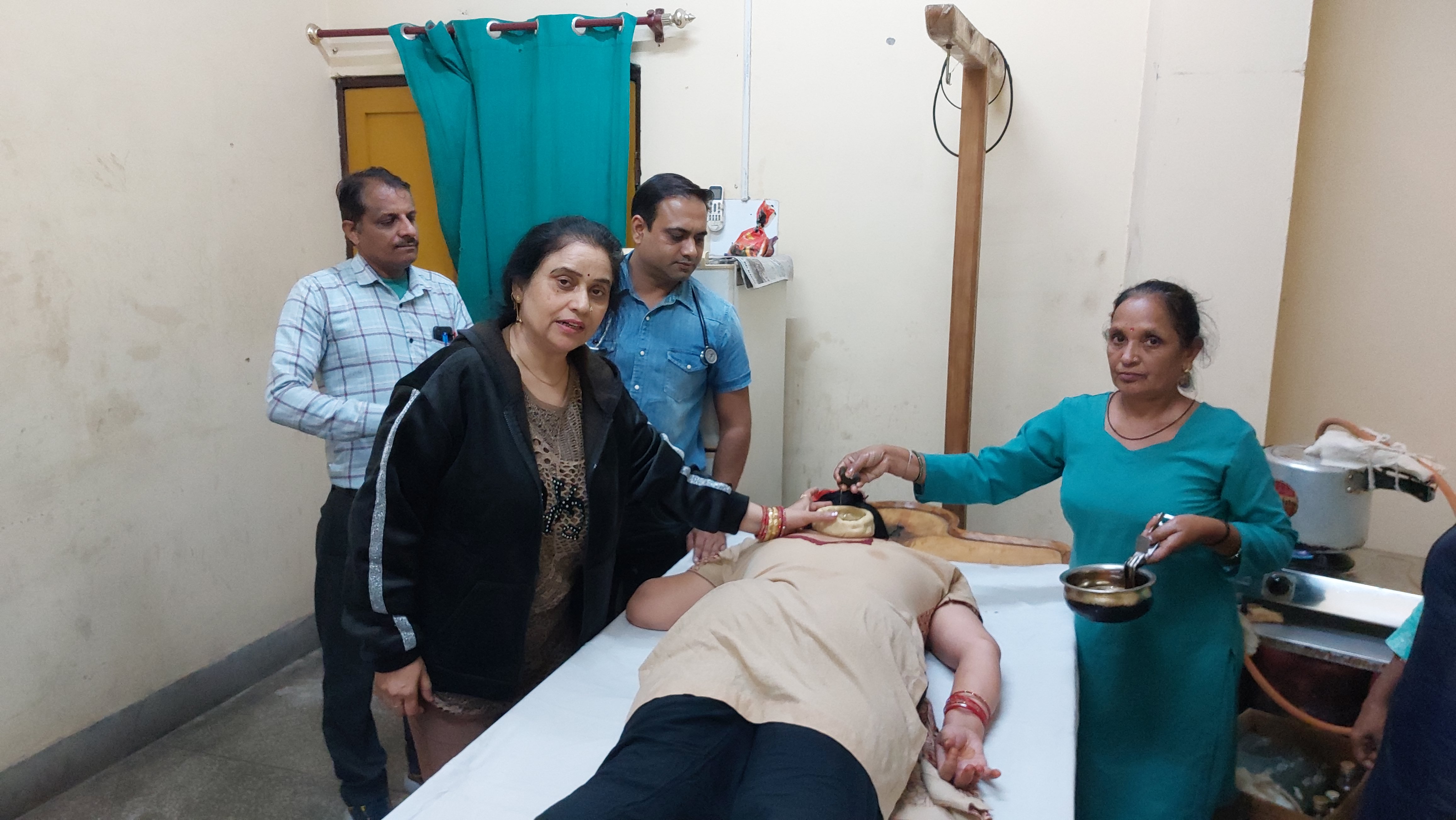 जिला ऊना में आयुष विभाग के 75 संस्थानों में प्रदान की जा रही हैं बेहतरीन स्वास्थ्य सेवाएं
