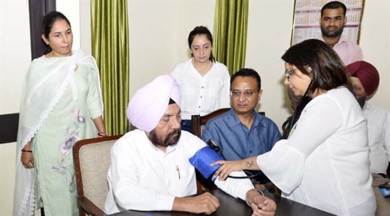 Free medical checkup camp organized at Punjab Mandi Board