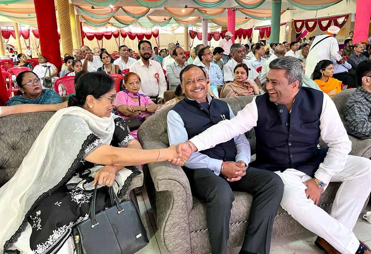 With Sidhu leaving the BJP, there is a wave of happiness among the BJP leaders