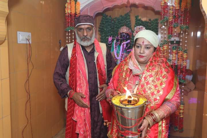 डेरा पंडित हरि शाह जी में माता रानी चिंतपूर्णी जी का जागरण करवाया जा रहा है