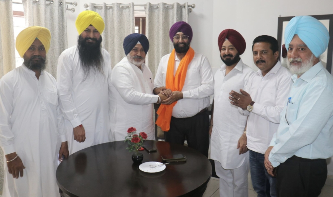 Amarjit Singh was honored by Chetan Singh joda Majra when he became the block president