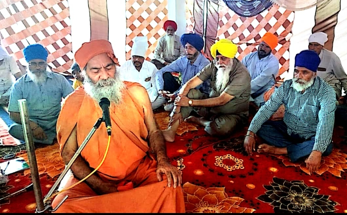 Great Gurmati event was organized on the occasion of the 34th anniversary of Sant Baba Udho Ram Ji at village Bhungarni.
