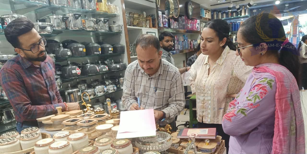 Mohali Municipal Corporation Takes Action Against Banned Plastic, Issues Challans in Phase 7 and 3B2 Markets