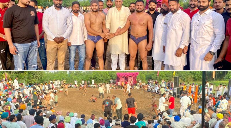 A wrestling riot was organized in the village of Gige Majra