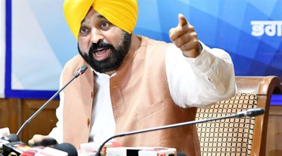 By threatening the President's rule, the Governor insulted the sentiments of three and a half crore Punjabis: Bhagwant Maan, the Chief Minister gave a blunt reply to the Governor's letter, saying that he is not going to bow down to threats, he will not make any compromises to protect the interests of Punjab.