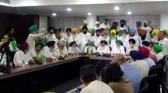 Farmers have decided to stage a massive sit-in at the district headquarters on September 4