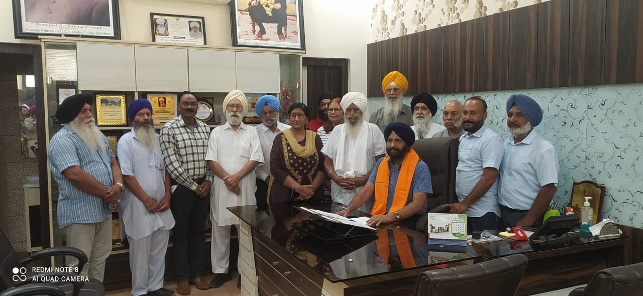 Dr. Parvinder Singh took over as the Executive Principal of Sri Guru Gobind Singh Khalsa College, Mahilpur