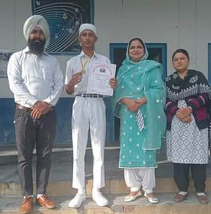 बिलासपुर के सरकारी स्कूल में अंडर-14 हिमाचल प्रदेश राज्य स्तरीय एथलीट प्रतियोगिता आयोजित की गई