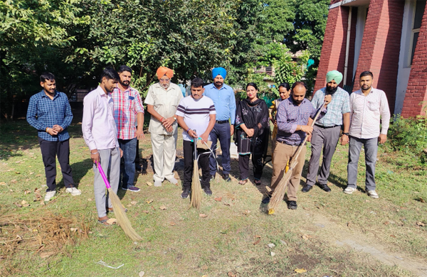 Cleanliness Drive Conducted by District Sainik Welfare Office under Swachhata Hi Seva Campaign