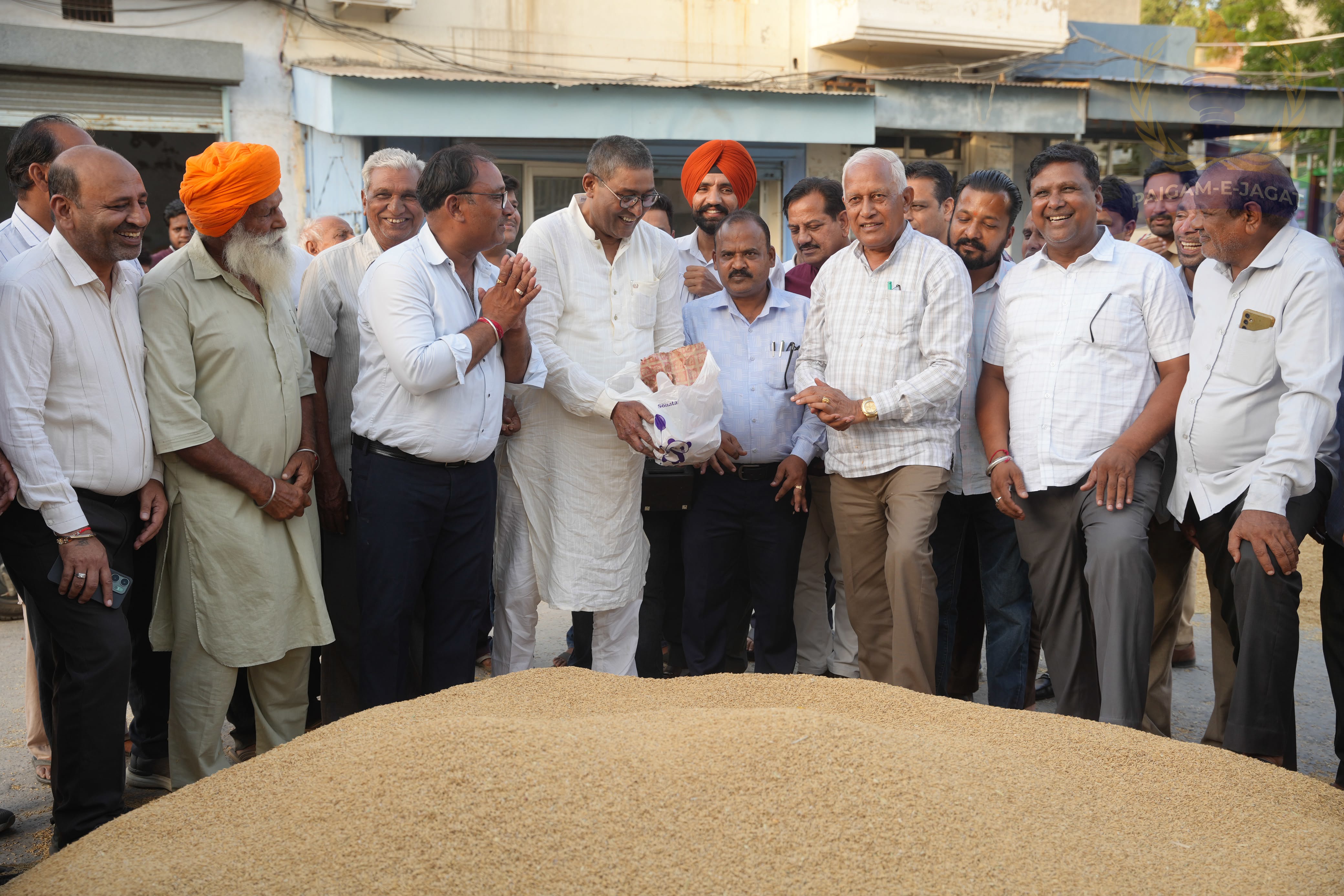Cabinet Minister Barinder Kumar Goyal Launches Paddy Procurement at Lehragaga Grain Market