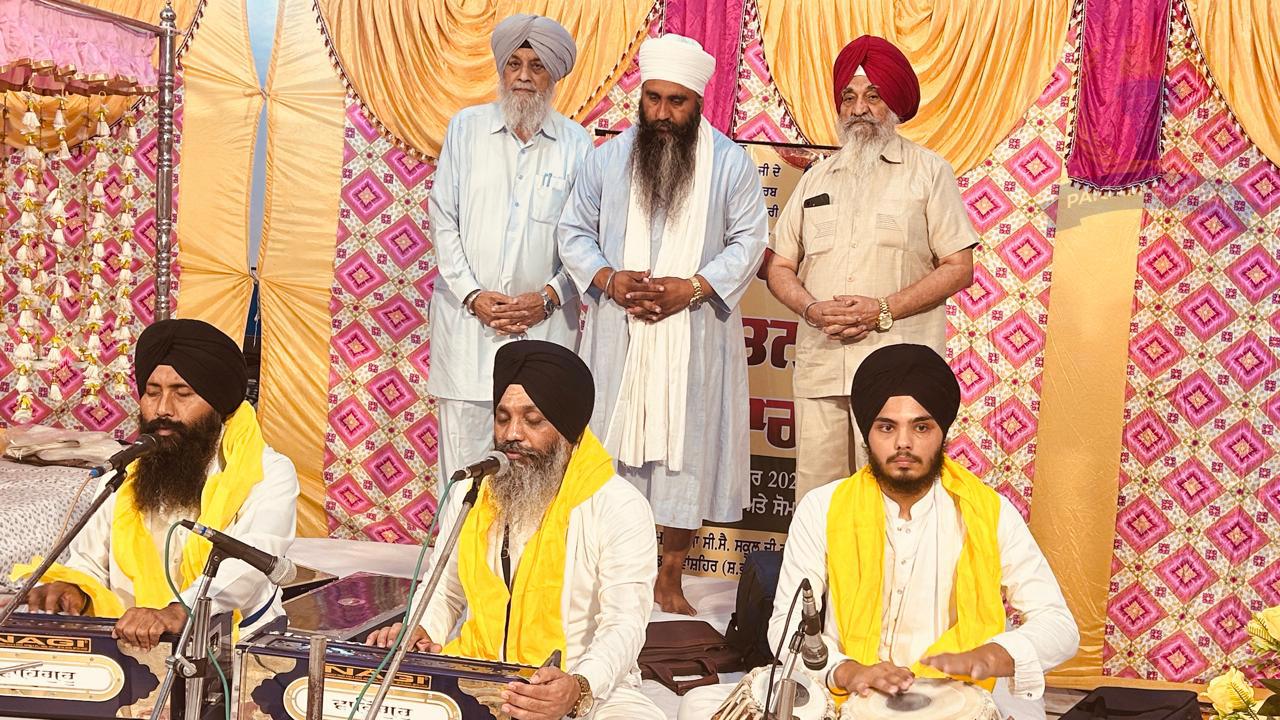 Ninth Special Gurmat Samagam Concludes at Mehatpur Ulladhani with Devotion and High Spirits