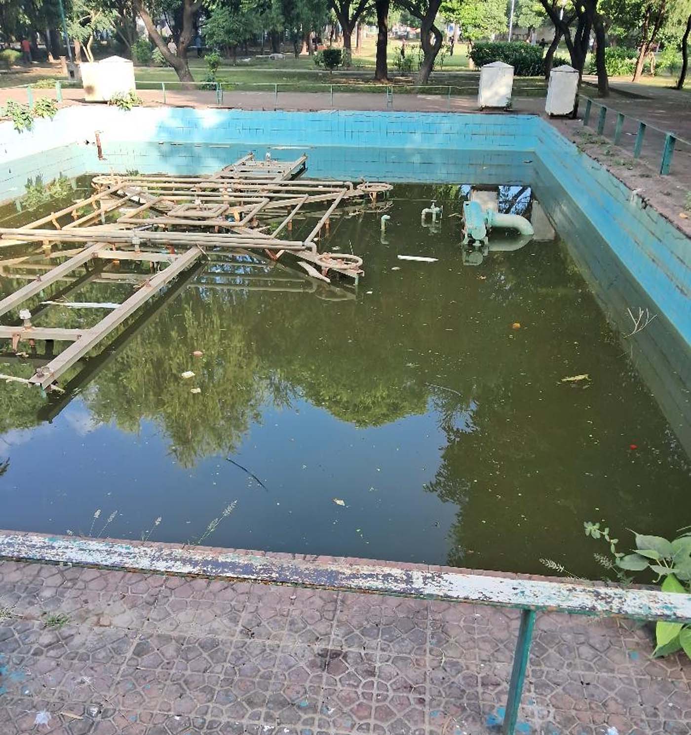 Due to the bad condition of the special park of Sector 70, Garmai Siyasat MLA visits tomorrow, the councilor claims to open tenders for works worth 35 lakhs on Monday.