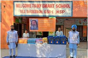 Distribution of kits in Badesron School by Vishwa Manav Ruhani Kendra Nawan Nagar, Panchkula Haryana