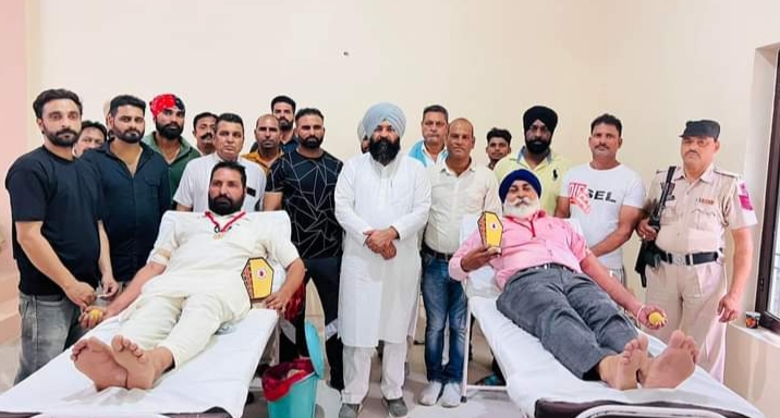 एन के हॉक फाइटर क्लब ढाडा खुर्द द्वारा 7वां रक्तदान शिविर आयोजित किया गया