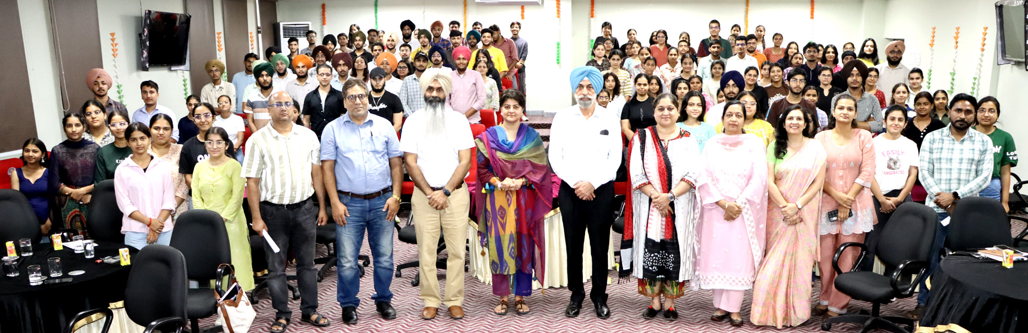 Vet Varsity Organizes Lecture Sessions on NSS Day to Promote Student Safety and Social Responsibility