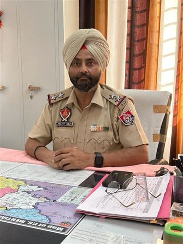 नए आए SHO SI जगजीत सिंह ने मेहटियाना थाने का कार्यभार संभाला