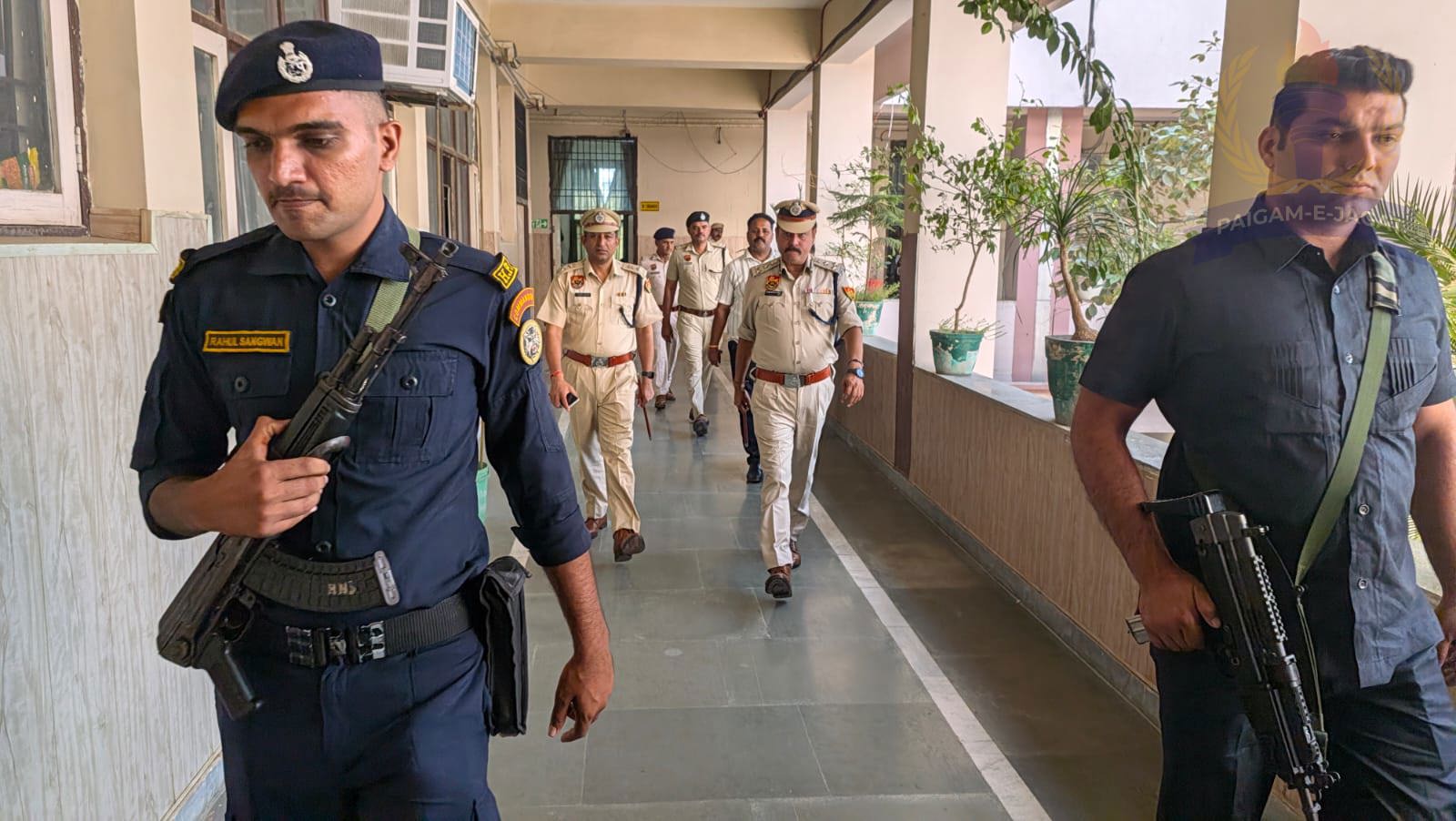 DIG STF Haryana Reviews Law and Order with Hansi SP, Conducts Mock Drill for Police Personnel